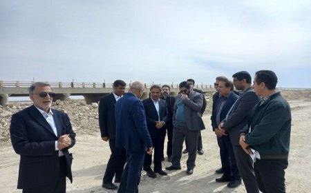 بازدید مدیر کل راه و شهرسازی استان بوشهر از پروژه احداث قطعات دوم و سوم باند دوم محور ساحلی بوشهر - گناوه