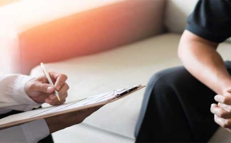 رویافروشی مشاوران زرد در ویترین‌های غیرمجاز شهر راز؛ چه باید کرد؟