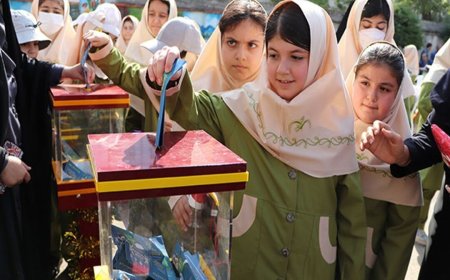 ۳۷ هزار دانش آموز نیازمند فارس چشم انتظار نیک اندیشی هم کلاسی‌ها