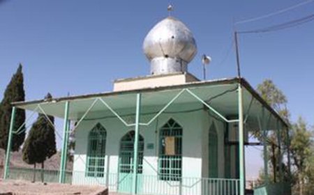 واکنش اوقاف به حفاری غیر مجاز بقعه یک امامزاده در استان فارس