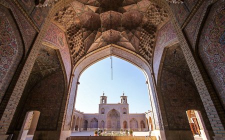 یک مسئول در استانداری: گردشگری رمضان در مساجد تاریخی فارس مورد توجه قرار گیرد