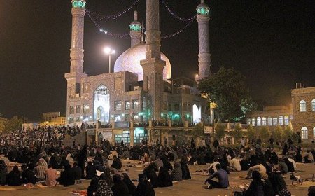 پخش زنده مراسم احیای شب‌های قدر از مرکز خلیج فارس