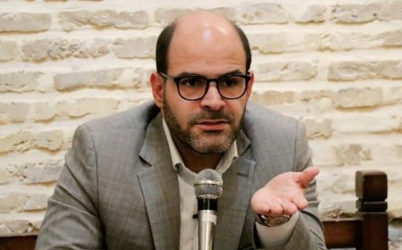 معاون فرهنگی شهردار شیراز: دنبال تحقق الگوی شهری خردمحور و داده‌محور هستیم