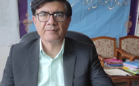 تجلیل از ٢٠١ نفر معلم نمونه در روز و هفته معلم در فارس