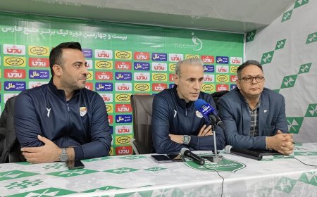 سرمربی فولاد خوزستان: تغییر داور VAR درست نبود