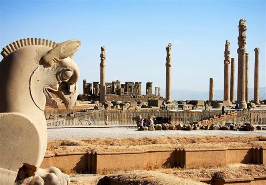 تلاش فارس برای ثبت روز اول سال به نام روز تخت جمشید در تقویم ملی