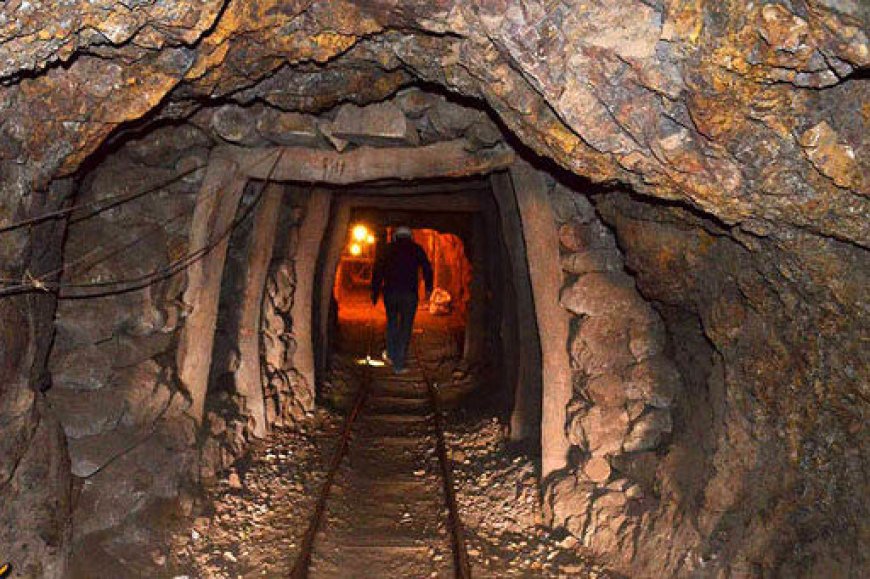 از سنگ اندازی بانک ها تا درماندگی معدن کاران در تامین ماشین آلات