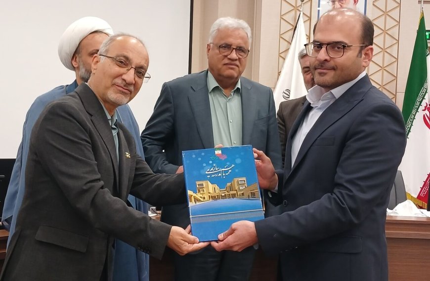 معاون استاندار مطرح کرد: عدالت آموزشی در فارس؛ جهش با ساخت ۳۷۰۰ کلاس درس تا مهر ۱۴۰۴
