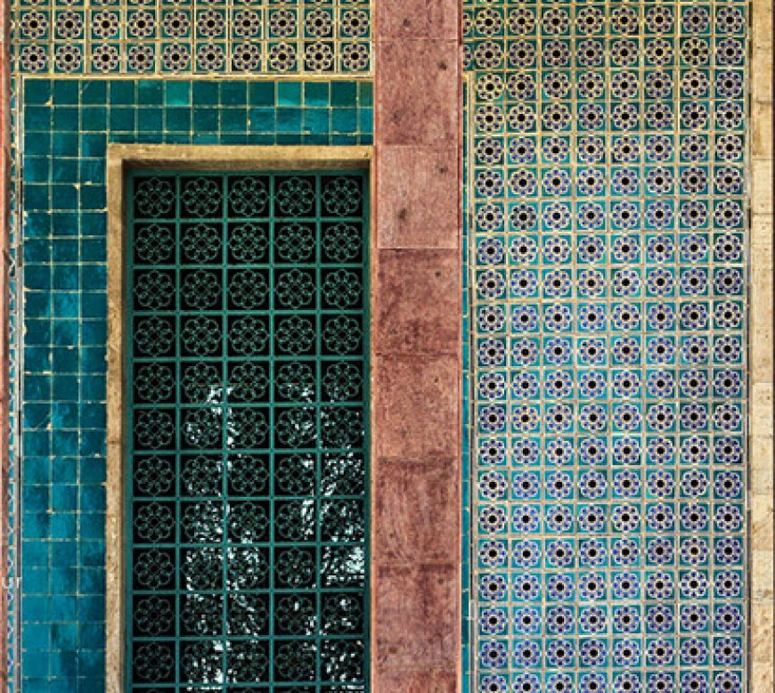 آرامگاه سعدی گلباران شد