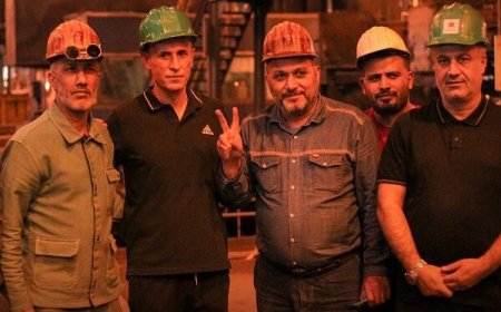 خبیری: عملکرد خوب گل محمدی دلیل تمدید قرارداد با او بود