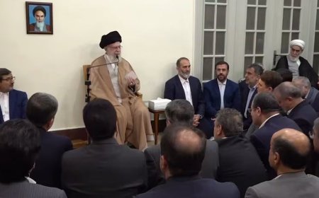 دیدار وزیر کشور و استانداران با رهبر انقلاب اسلامی