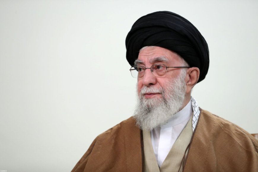 رهبر معظم انقلاب: مهمترین وظیفه حوزه، بلاغ مبین و زمینه‌سازی برای تمدن نوین اسلامی است
