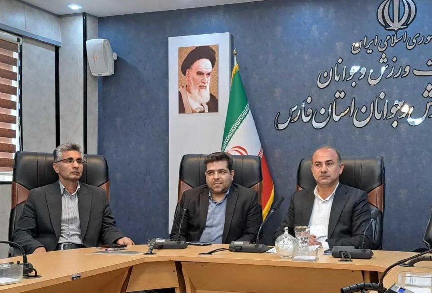 کسب جمعیت از زلف پریشان اقتصاد