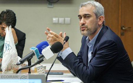 مدنی‌زاده به عنوان وزیر پیشنهادی اقتصاد معرفی شد