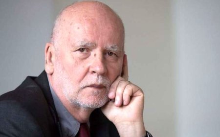 شعر جهان/ آدام زاگایووسکی