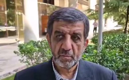ضرغامی: پهپادهای ما داخل تل‌آویو پاتیناژ می‌کنند/ دنیا متحیر از توان آفندی و پدافندی ماست