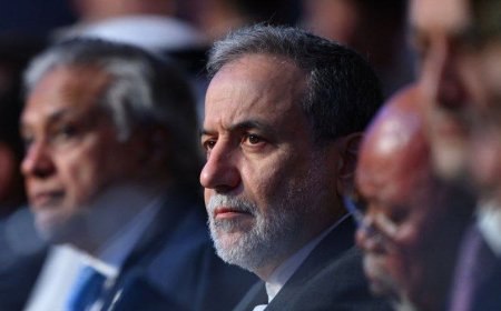 گفت و گوهای وزیرخارجه کشورمان با همتایان خود در اجلاس وزرای کشورهای اسلامی در استانبول