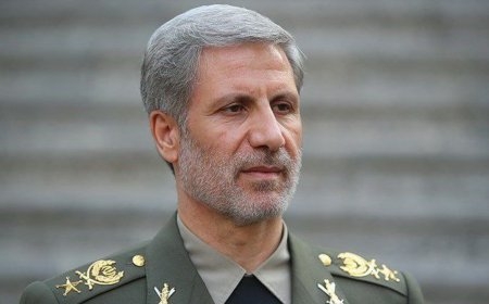 فرمانده ارتش: آمریکایی‌ها هربار که دست به جنایات زدند، پاسخ قاطعانه دریافت کردند و این‌بار هم به همین ترتیب خواهد بود