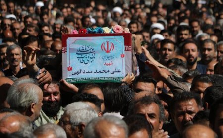 آیین تشییع پیکر سردار شهید مددالهی در سپیدان فارس برگزار شد
