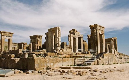 صدای جنگ، سکوت گردشگری