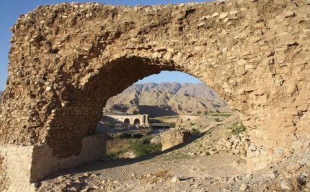 مرمت شلختۀ پل ساسانی