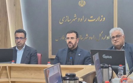 استاندار فارس: نباید اجازه داد هویت ایرانی اسلامی در معماری شهری کنار گذاشته شود