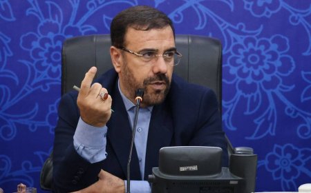 استاندار فارس: عدم جذب اعتبارات مانده دستگاه‌های اجرایی، قابل قبول نیست