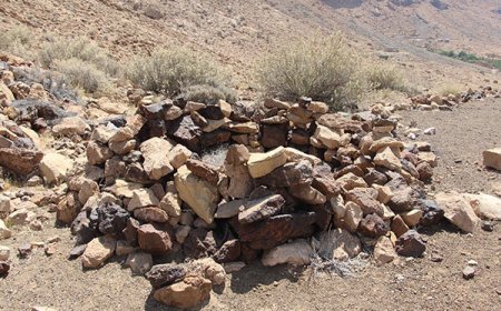 چگونه در ۲۰ متری آثار تاریخی برای یک معدن مجوز صادر کردند؟
