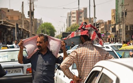 ببینید| از عجایب گرمای هوا در آبادان!