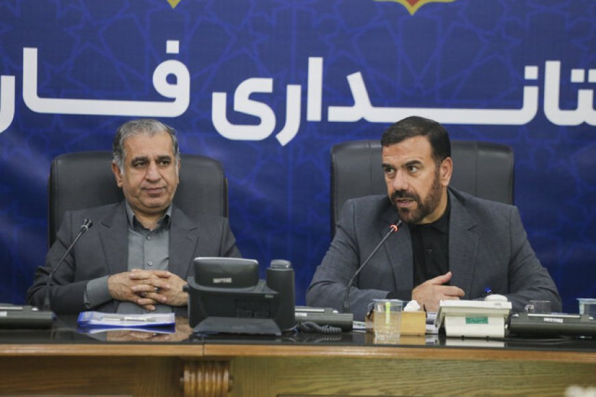 استاندار فارس: ساختار مدیریتی حوزه جوانان بازنگری شود