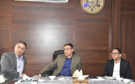 تأکید معاون استاندار فارس بر لزوم استفاده از انرژی‌های تجدیدپذیر برای پایداری انرژی