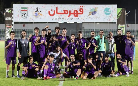 تیم شاهین قهرمان جام حذفی فوتبال کیش شد