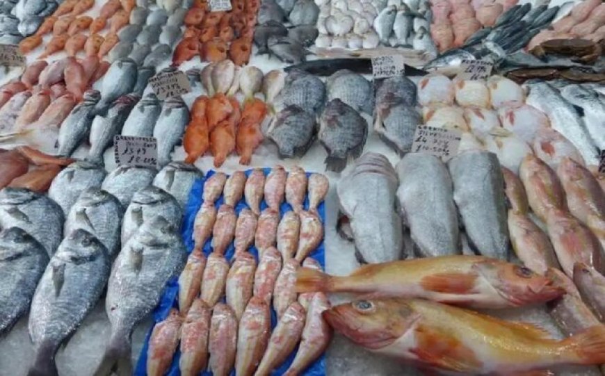 بازار ماهی گورزانگ یکی از مراکز مهم عرضه ماهی در کشور