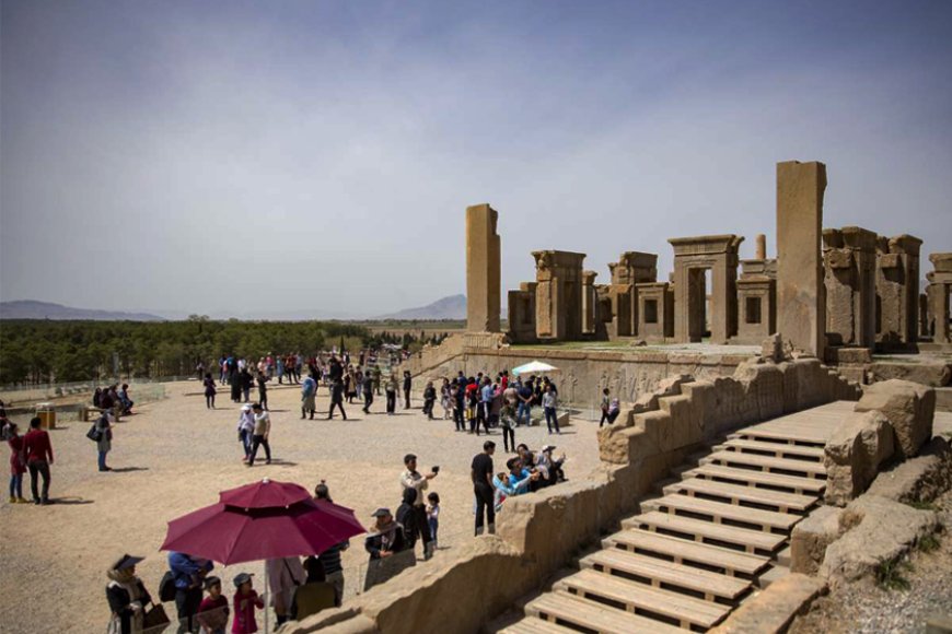 رویداد فرهنگی بی‌نظیر در تخت جمشید؛ ارکستر فیلارمونیک ارمنستان ۱۰۰ ساله شد