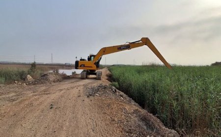 آغاز عملیات لایروبی و نی زدایی نهرمالح