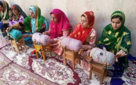کایه دوزی روستای کهنه اوز؛ تلفیق فرهنگ و هنردر جنوب فارس