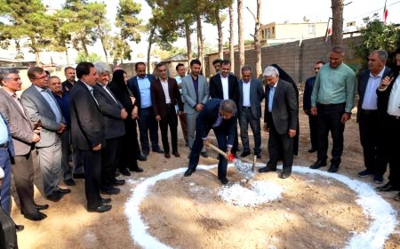 کلنگ‌زنی نخستین مدرسه اولیا در فارس؛ مشارکت خانواده‌ها در نهضت مدرسه‌سازی