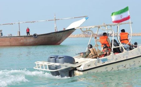 شناور قاچاق‌بَر در آبهای بوشهر توقیف شد