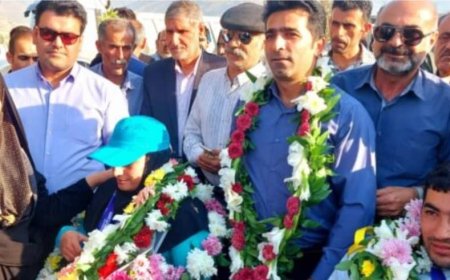 استقبال از قهرمانان مدال آور ایذه ای در آوردگاه جهانی هندوستان