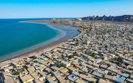 نارضایتی خانواده‌ها نسبت به نبود معلمان تخصصی در مدارس جزیره هرمز