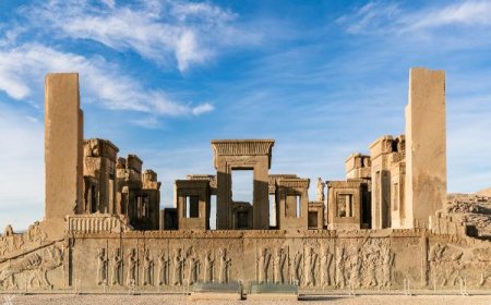 نگرانی از توسعه شهری در حریم تخت‌جمشید؛ هشدار میراث فرهنگی درباره افزایش تعرض به این اثر جهانی