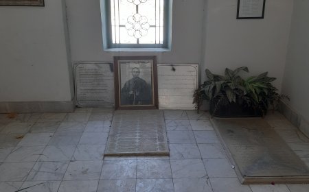 روشندلی خفته در خاک فراموشی