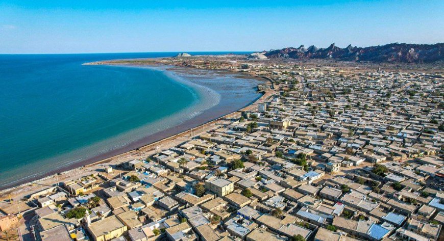 نارضایتی خانواده‌ها نسبت به نبود معلمان تخصصی در مدارس جزیره هرمز