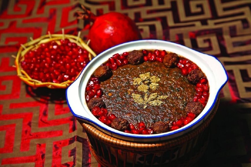 آش انار شیرازی؛ طعمی ملس برای شب های سرد