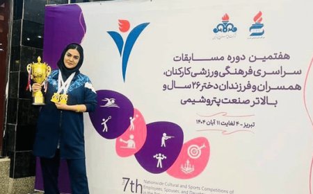 مدال طلای المپیاد پتروشیمی کشور بر گردن بانوی بوشهری