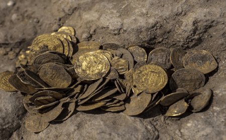 کشف و ضبط تعداد 500شئ تاریخی از قاچاقچیان اشیا عتیقه در داراب