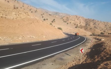 خط‌کشی ۳۰۰ کیلومتر از محورهای باغملک با هدف تسهیل دسترسی به روستاها و مسیرهای اصلی‌