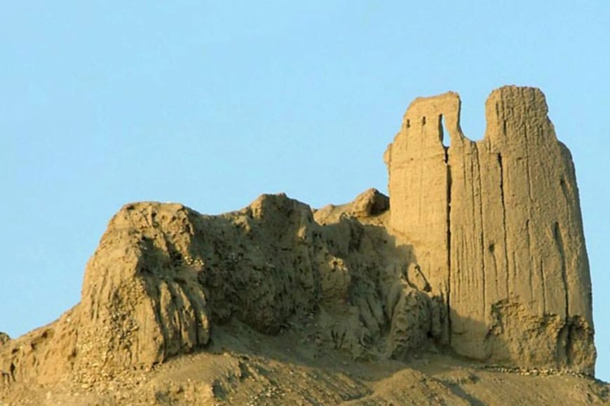 قلعه تاریخی «بی‌بی مینو» میناب در خطر فرسایش؛ میراثی که چشم‌به‌راه مرمت است
