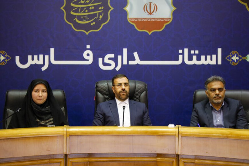 درخشش ۱۷۶ بانوی مدیر در فارس