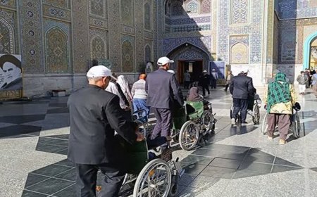اعزام معلولان ارسنجان به مشهد برای نخستین‌بار